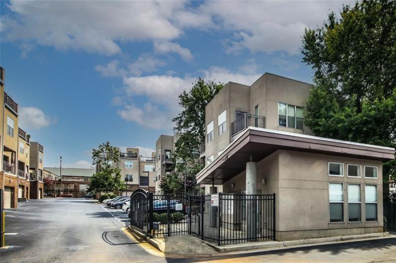 Trendy Castleberry Hill Condo- Walk To Mercedes Benz/ All Downtown Attractions Atlanta Exteriör bild