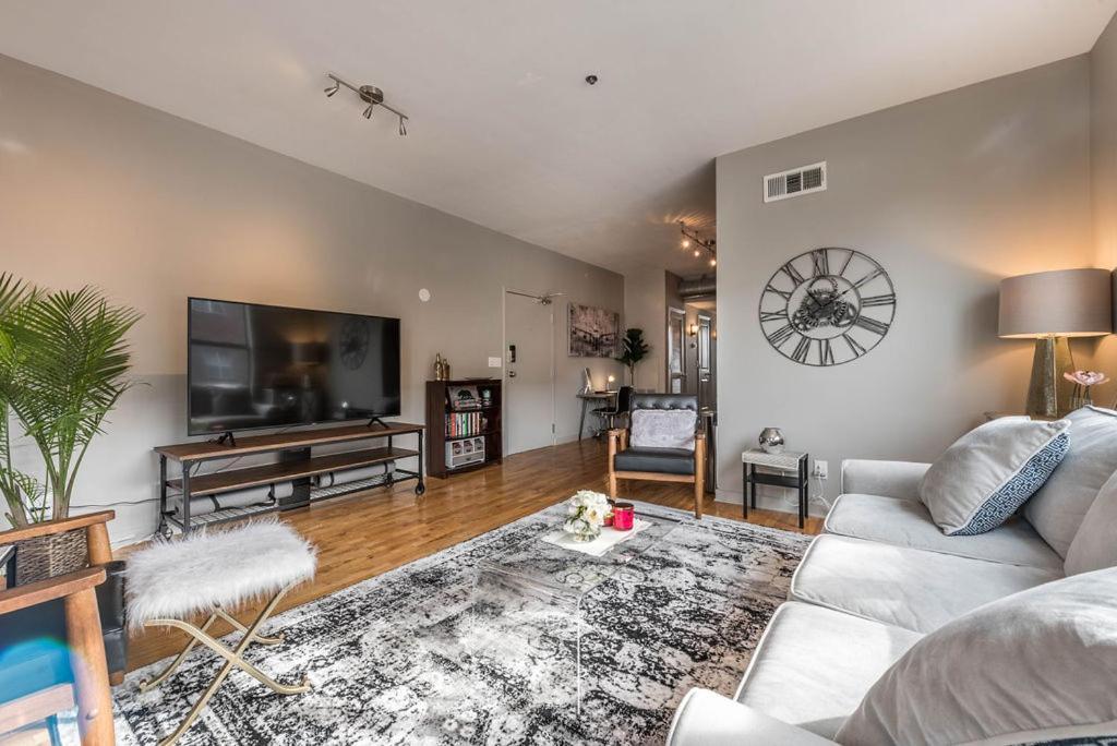 Trendy Castleberry Hill Condo- Walk To Mercedes Benz/ All Downtown Attractions Atlanta Exteriör bild